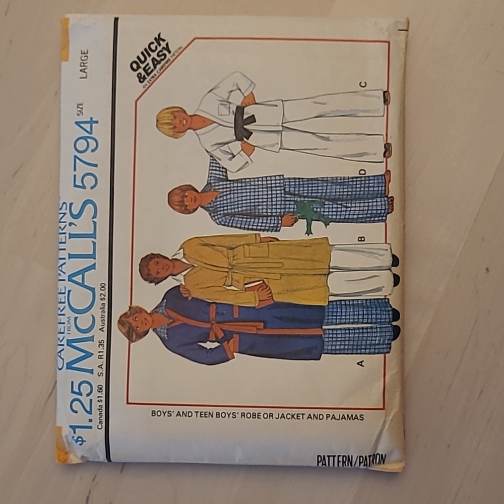 1977 Vintage Carefree Patterns from McCalls 5794 Boys/Teens Robe/Pajamas